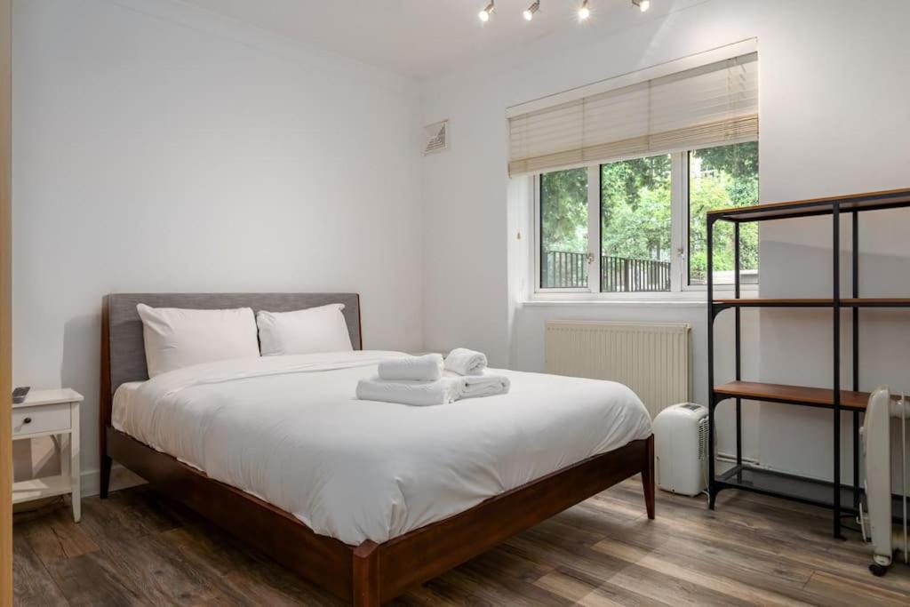 Stylish And Well Equipped Flat In Stockwell Lägenhet London Exteriör bild